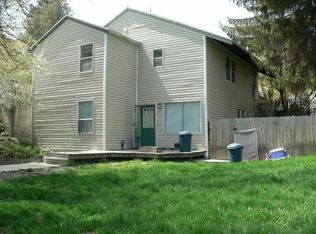402 S Polk St, Moscow, ID 83843