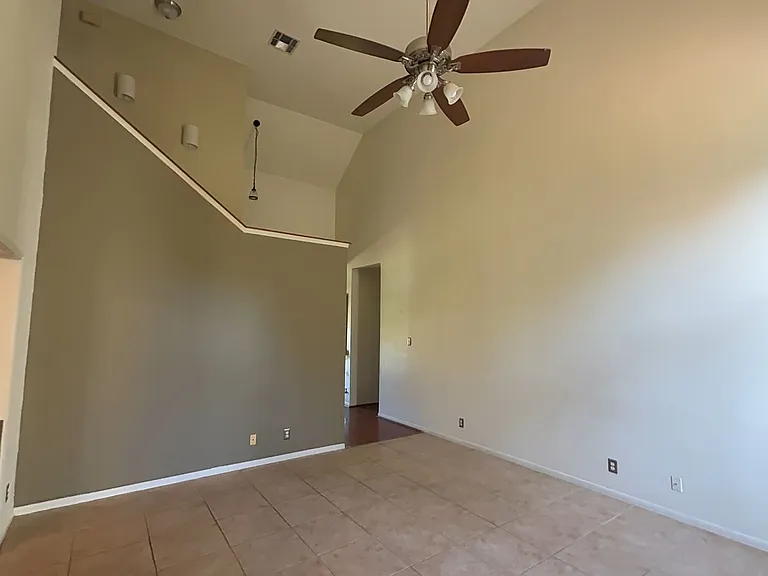 1813 Volley Ln — Photo 4