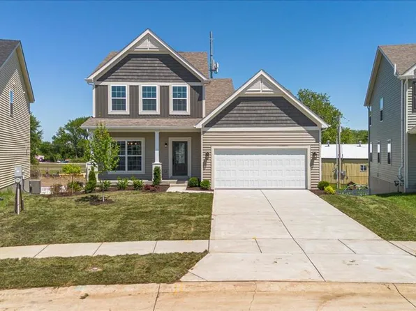 30 River Wind Dr, Saint Charles, MO 63301
