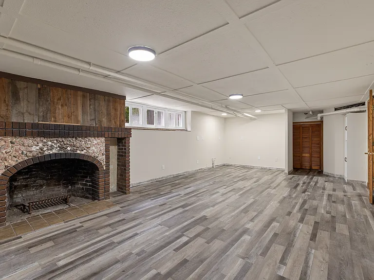 1217 West Blvd — Photo 31