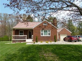 2789 Morefield Rd, Hermitage, PA 16148