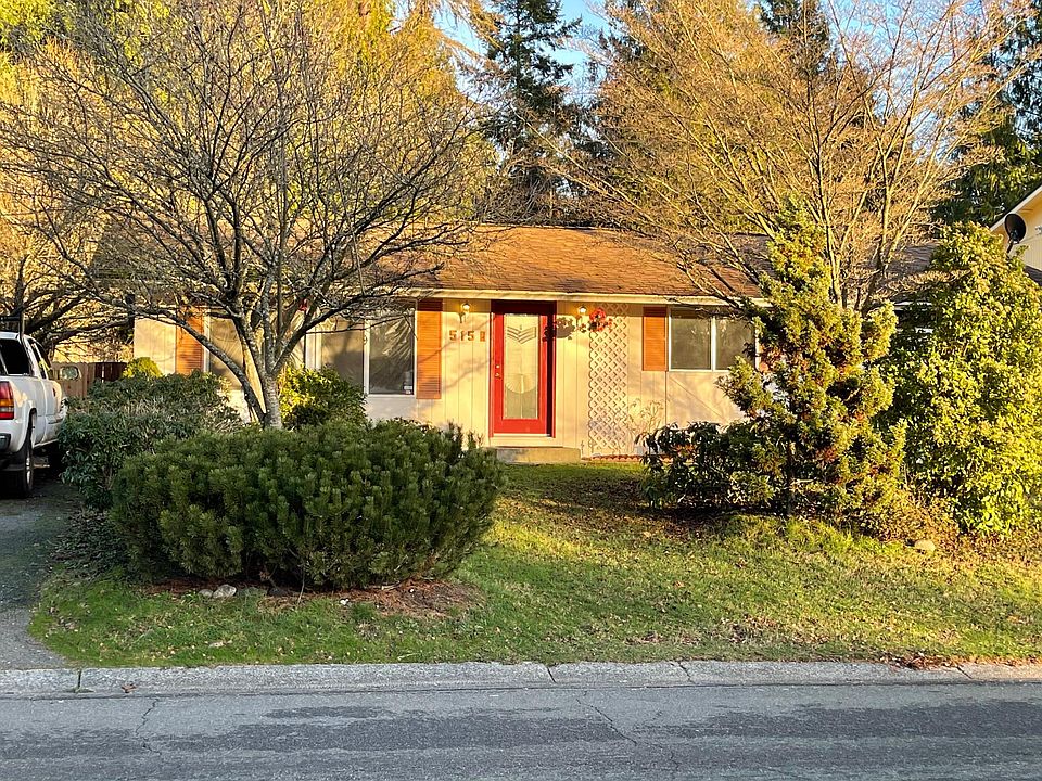 1st image of 515 NE Conifer Dr