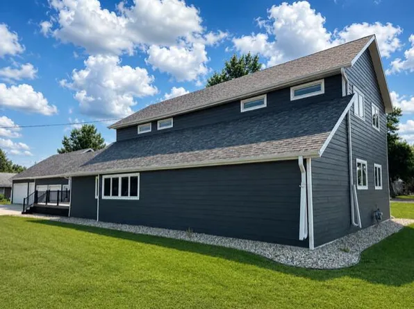 119 N 6th St, Ipswich, SD 57451