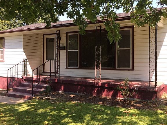 2nd image of 1311 E Wichita Ave