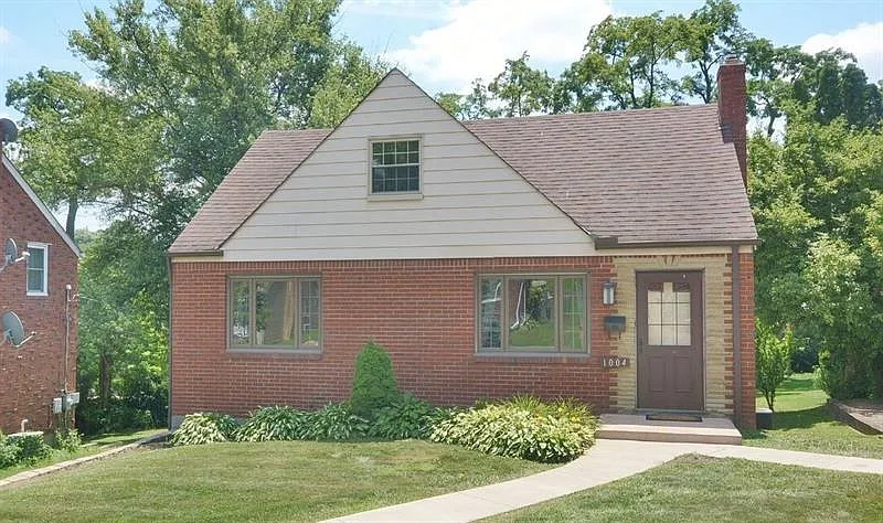 1004 Hastie Rd photo 1