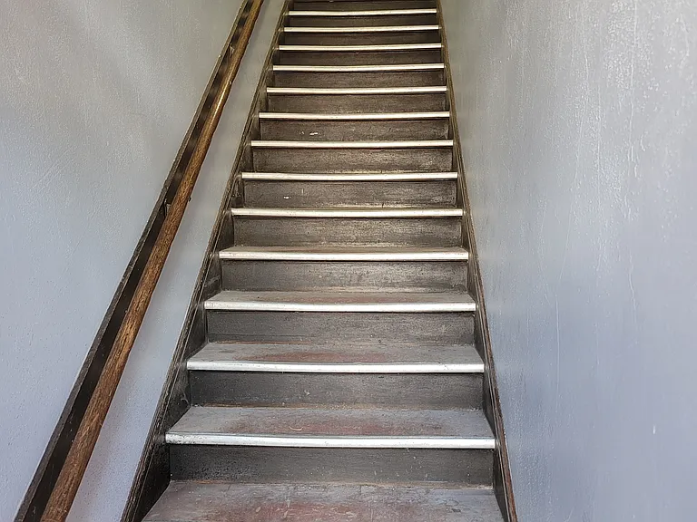 125 1/2 N Minnesota St — Photo 3