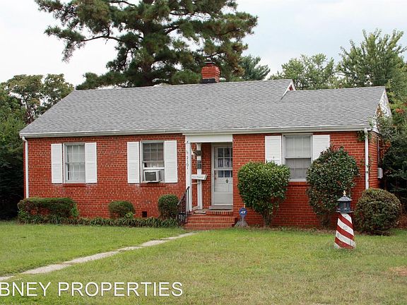 2nd image of 2501 Farrand St