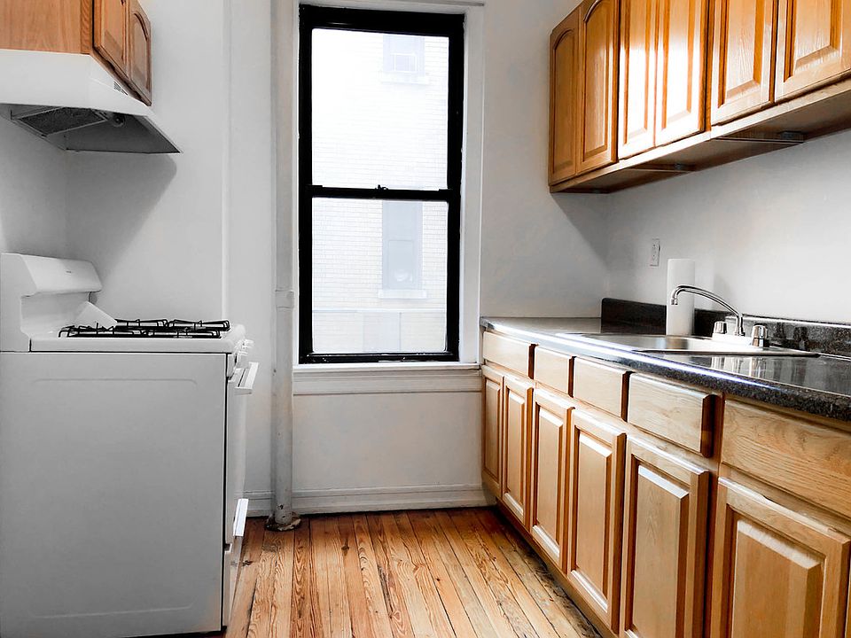 1st image of 733 W 183rd St #3FF