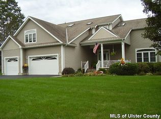34 Patriots Pl, Kingston, NY 12401