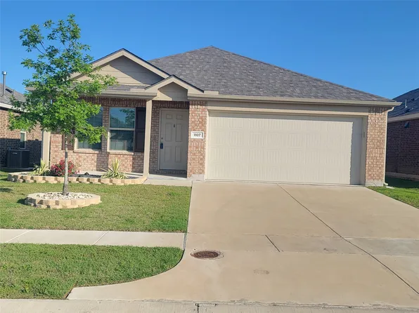 1107 Lady Bird St, Ennis, TX 75119