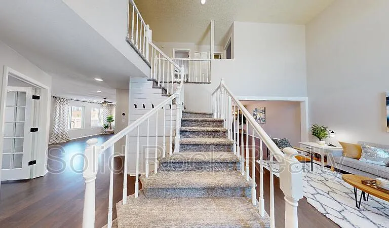 8450 Camfield Cir — Photo 3