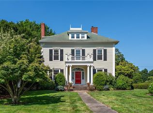 905 Warwick Neck Ave, Warwick, RI 02889
