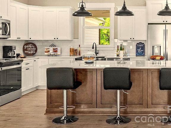 3rd image of 1225 Coppergate Dr