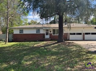 106 Eleanor Cir, Warner Robins, GA