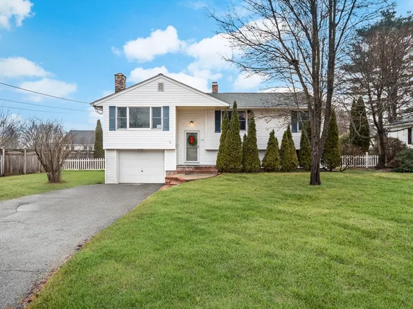 105 Autran Ave, North Andover, MA 01845