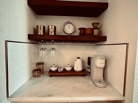 5th image of 6765 Corporate Blvd APT 9102