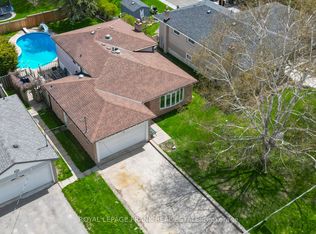 87 Cedar St N, Uxbridge, ON L9P 1B2