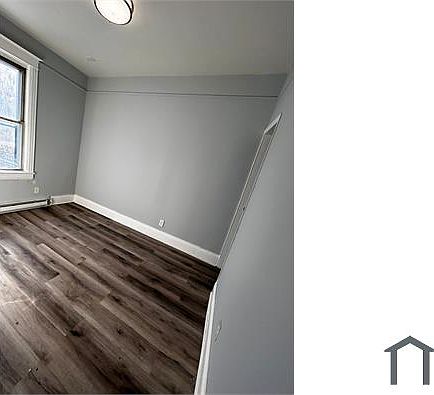 3rd image of 113 Webster Ave
