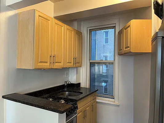 Rented by Douglas Elliman | media 4