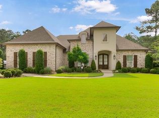 108 Willow Bend Dr, Madisonville, LA 70447