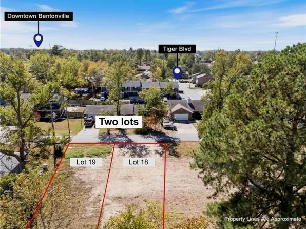 802 N 13th St #18, Bentonville, AR 72712