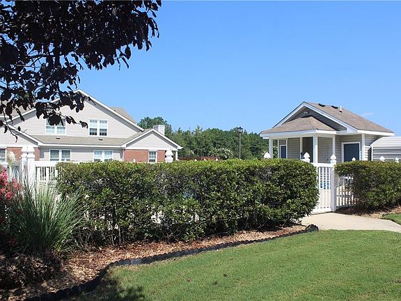 3rd image of 874 Miller Creek Ln