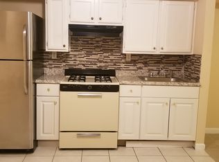 41 Van Riper St, Staten Island, NY 10302