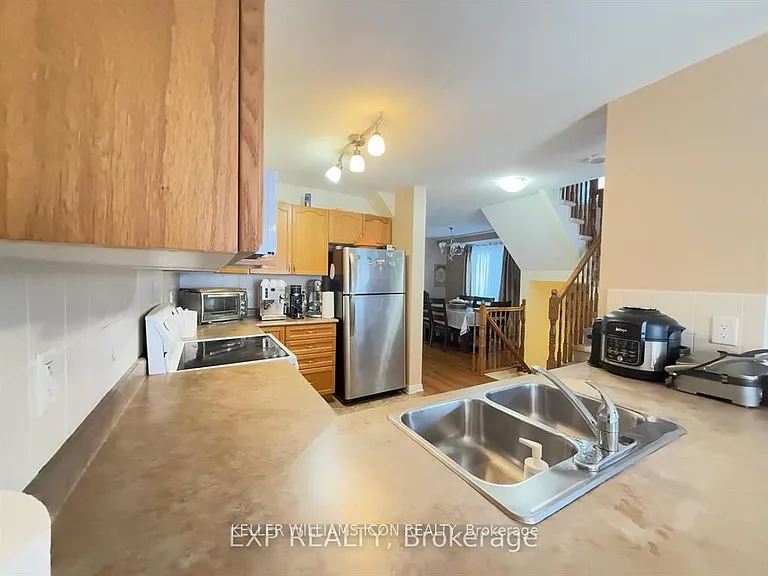 124 Lokoya St — Photo 12