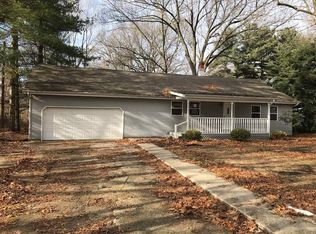 55371 Holmes Rd, South Bend, IN 46628