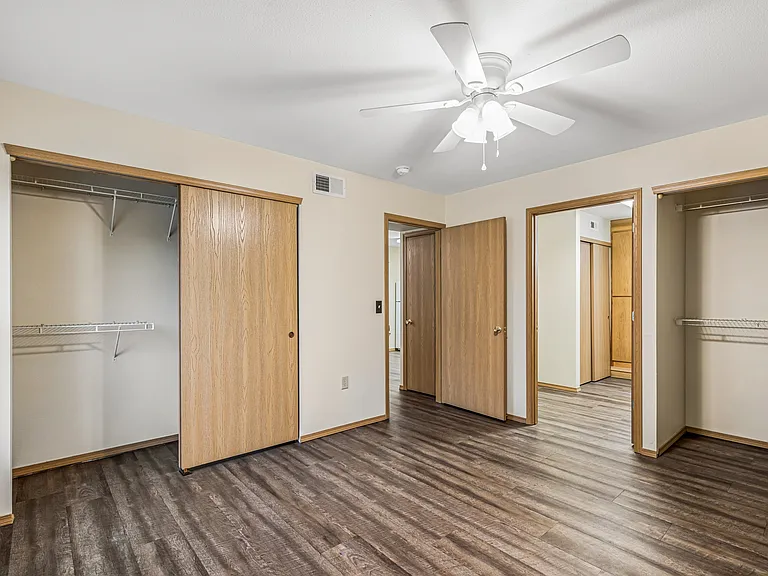 Mariner Pointe — Photo 13