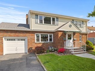 611 Monroe St, Carlstadt, NJ 07072