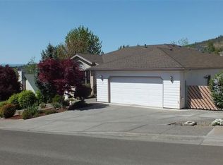 170 Shaniko Ct, Medford, OR 97504