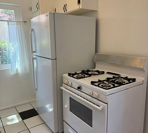 5th image of 12538 Venice Blvd APT 1