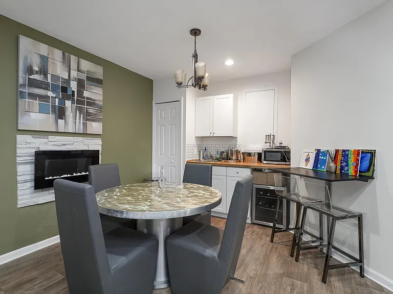 24869 Ivy Ln — Photo 5