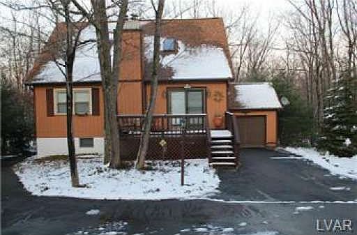 2nd image of 6 White Birch Ln