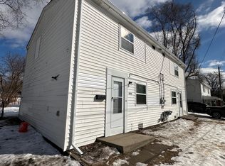 2335 Deerfield Ct, Westland, MI 48186
