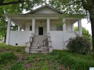 402 Olcott Ave, Bridgeport, AL 35740