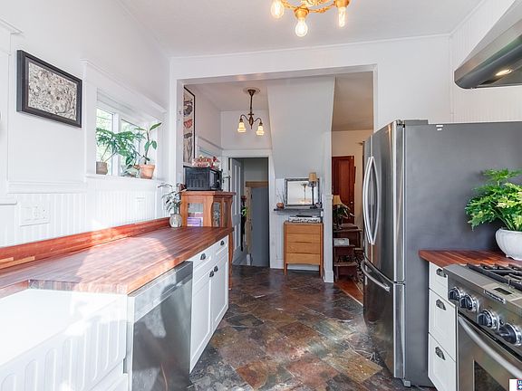 5th image of 1804 Sewell St