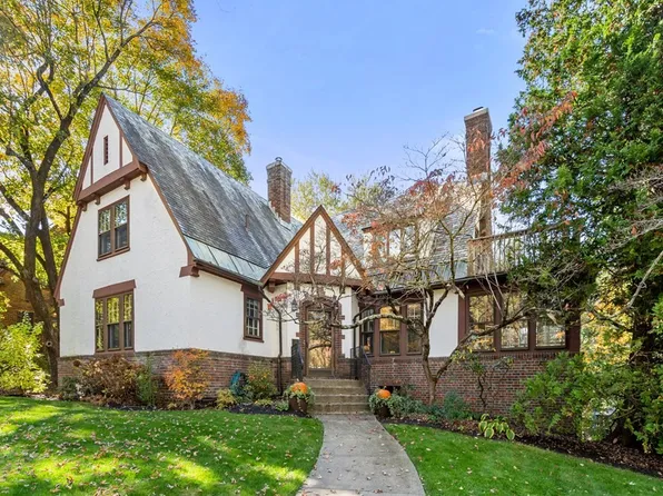 45 Terrace Dr, Worcester, MA 01609
