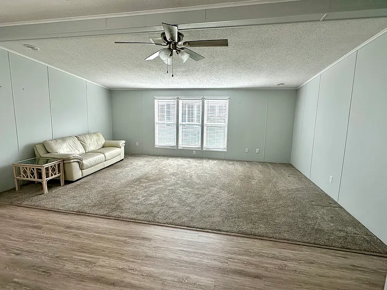 419 Quartermaster Ct — Photo 17