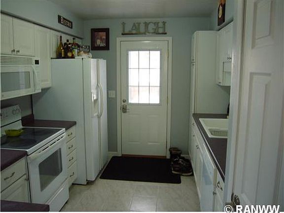 2nd image of 2041 E Lexington Blvd