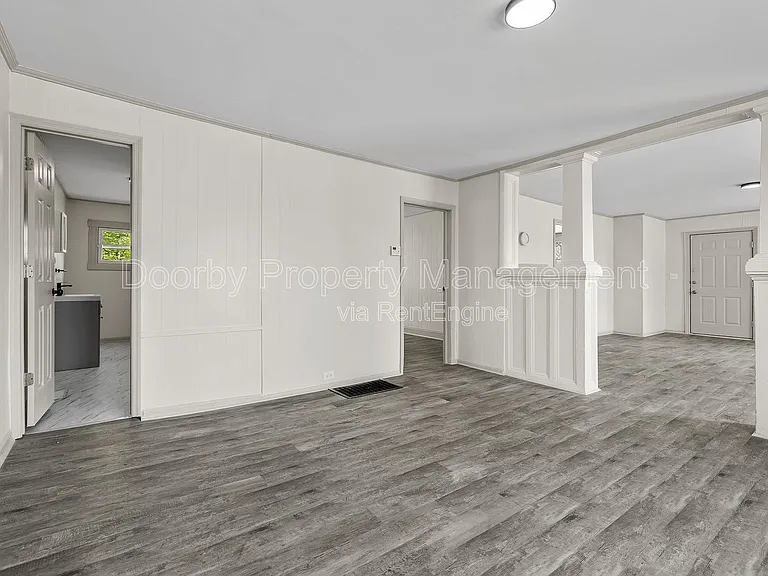 1601 Arlington Ave — Photo 9