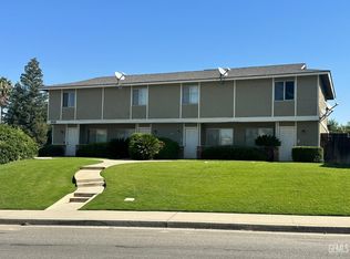 6013 Hill Dale Plz, Bakersfield, CA 93306