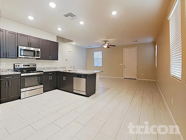 12550 W Hummingbird Ter — Photo 5