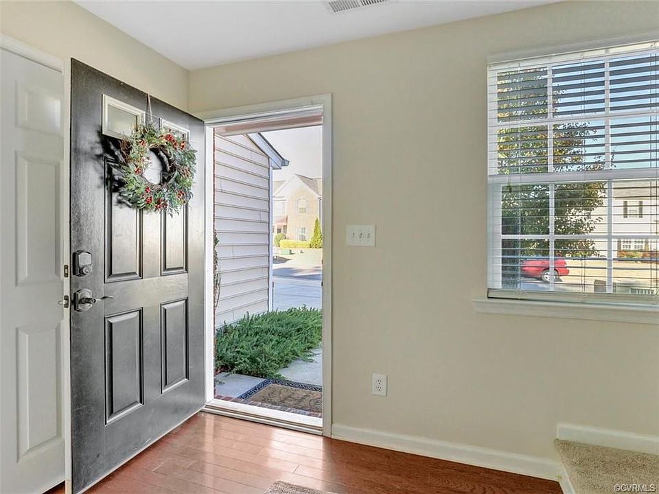 1st image of 10801 White Dogwood Dr