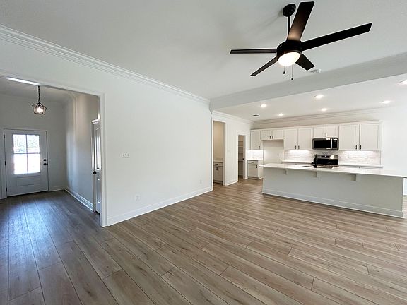 5th image of 2805 San Antone Ct
