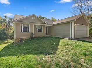 1904 Hayley Ct, High Ridge, MO 63049
