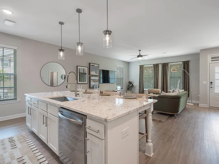 Tessa Jodeco Townhomes — Photo 6