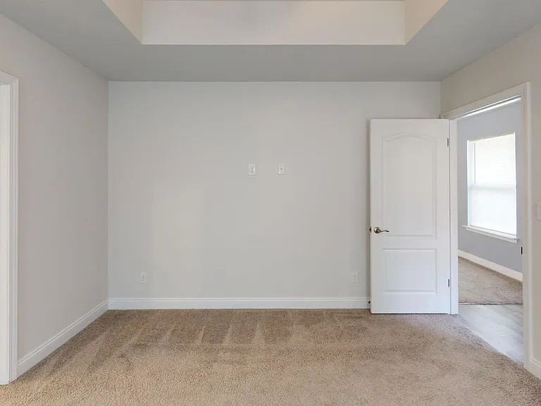 5184 Regalo Dr — Photo 13