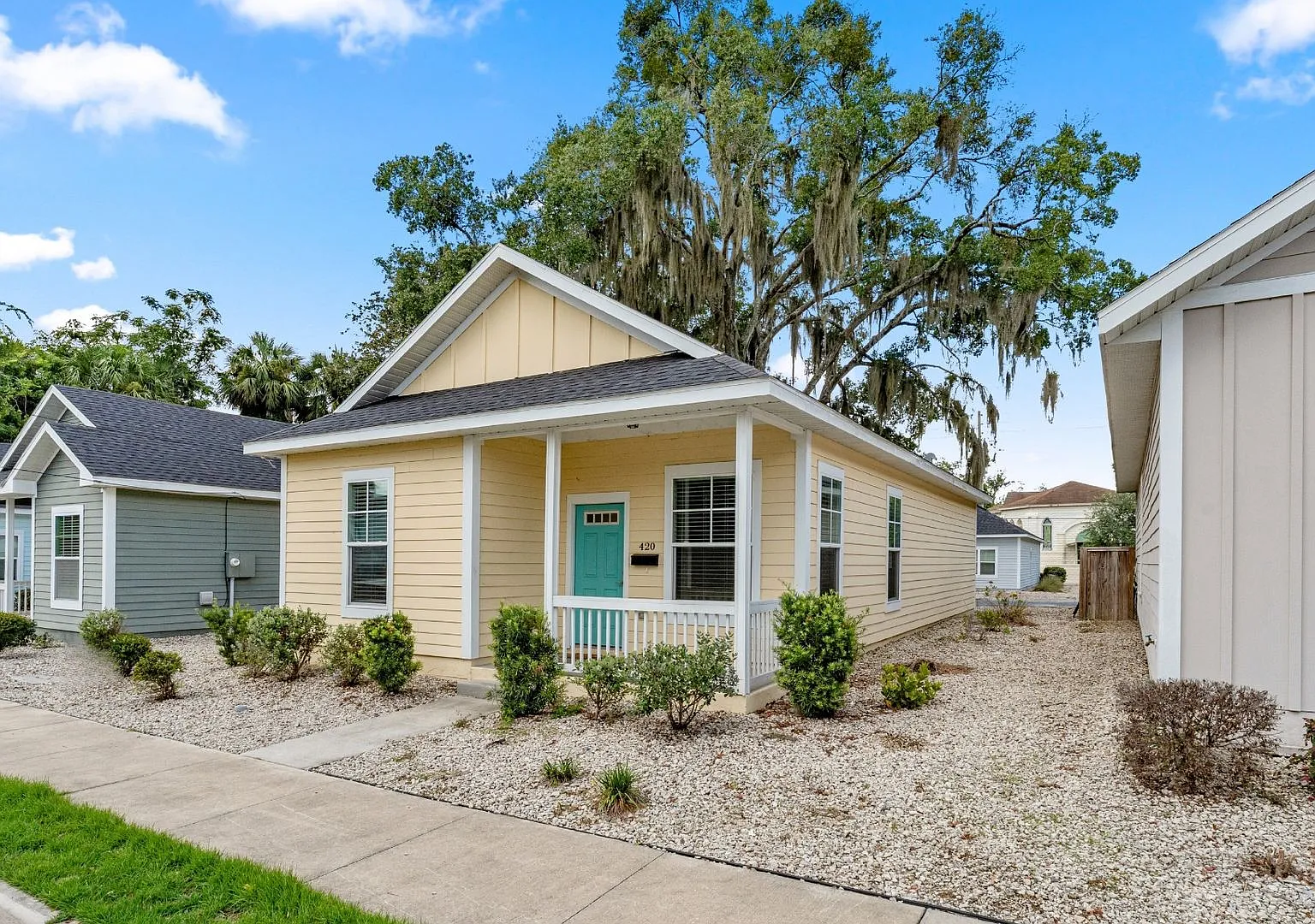 Historic Downtown Living 3 Bed / 2 Bath Home — Photo 3